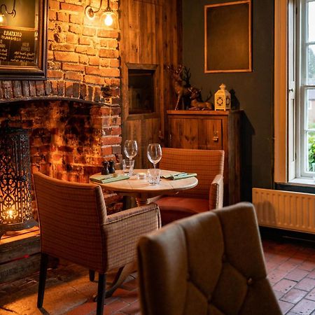 The Royal Oak Inn Chichester Ngoại thất bức ảnh