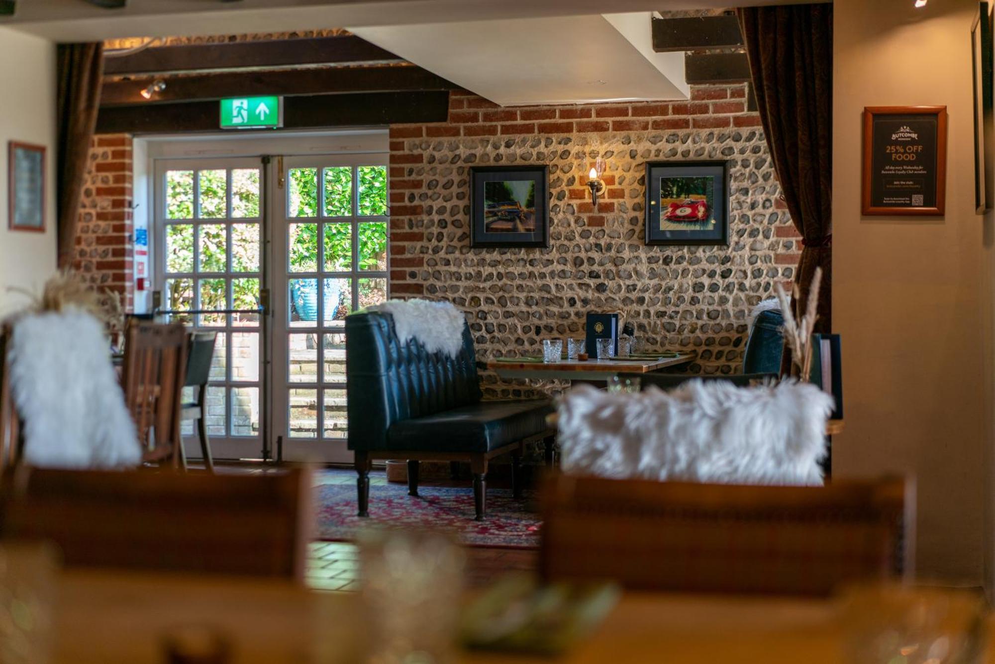 The Royal Oak Inn Chichester Ngoại thất bức ảnh
