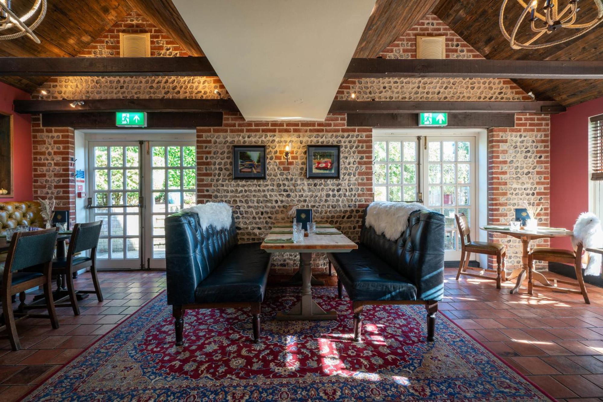 The Royal Oak Inn Chichester Ngoại thất bức ảnh