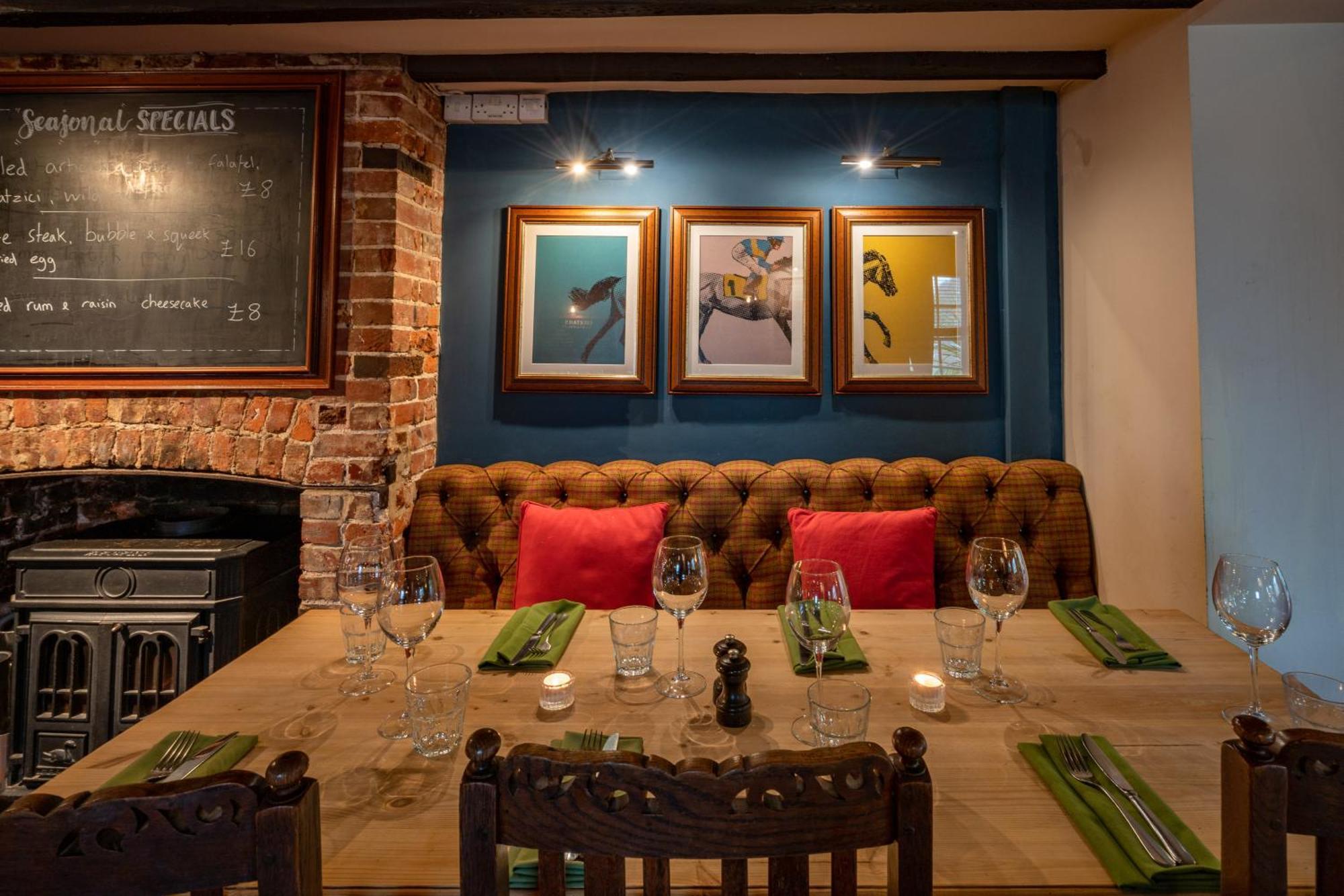 The Royal Oak Inn Chichester Ngoại thất bức ảnh