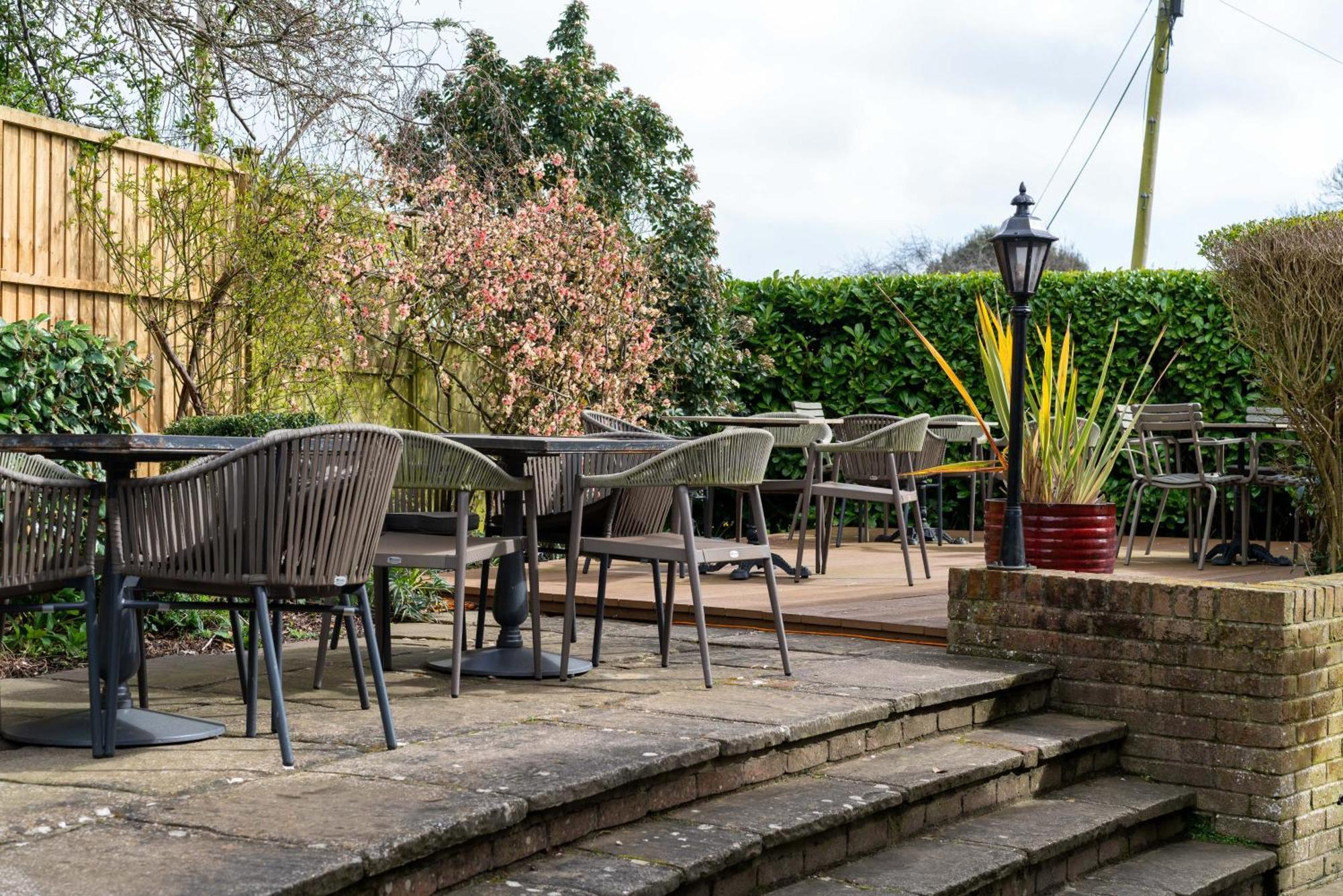 The Royal Oak Inn Chichester Ngoại thất bức ảnh