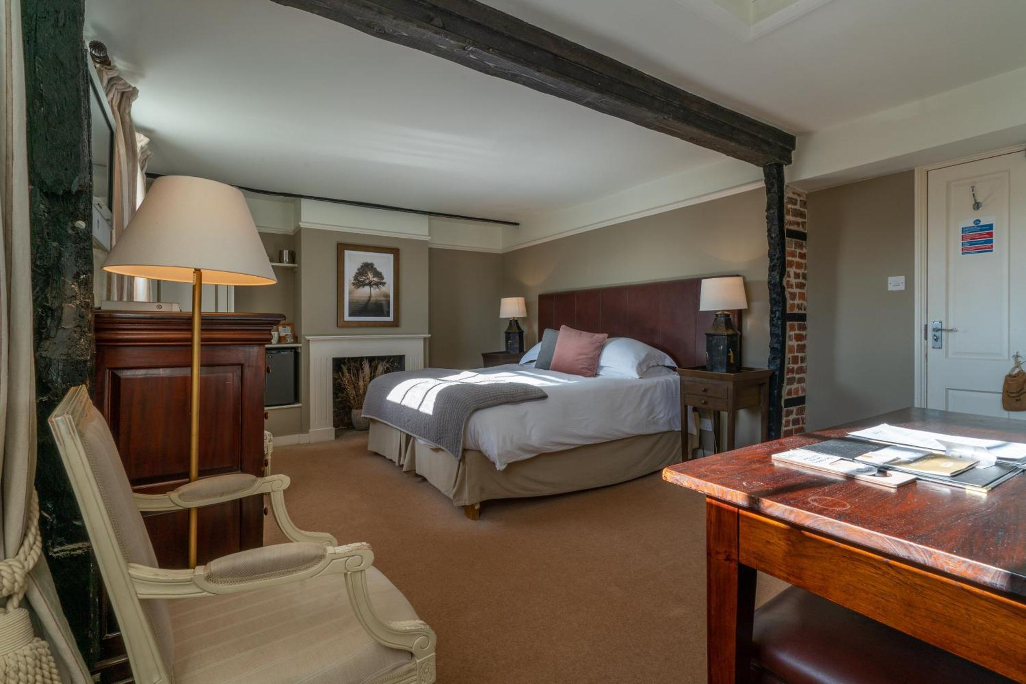 The Royal Oak Inn Chichester Ngoại thất bức ảnh