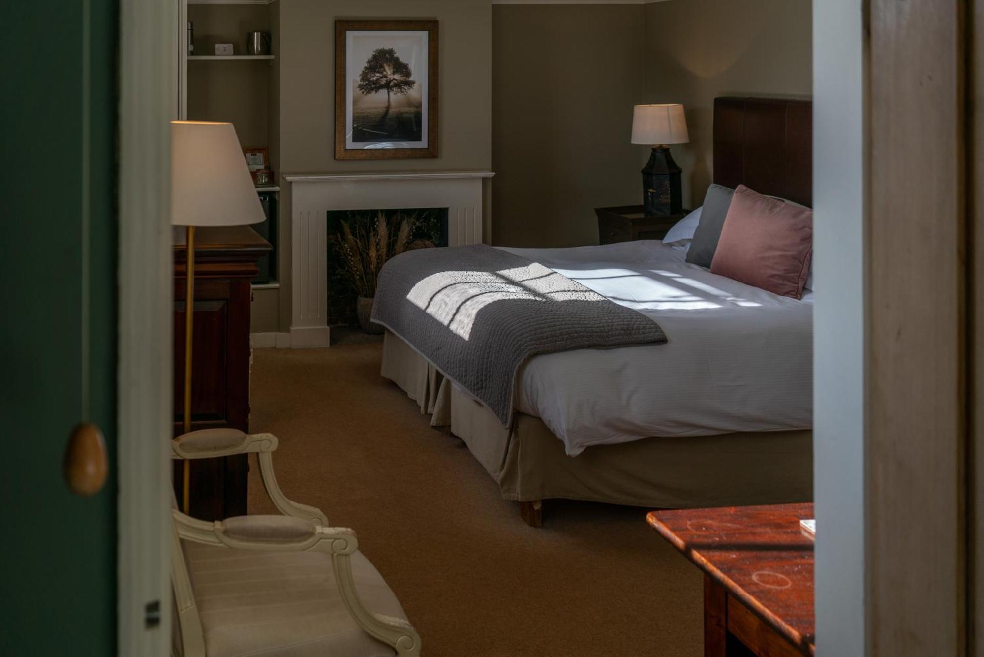 The Royal Oak Inn Chichester Ngoại thất bức ảnh
