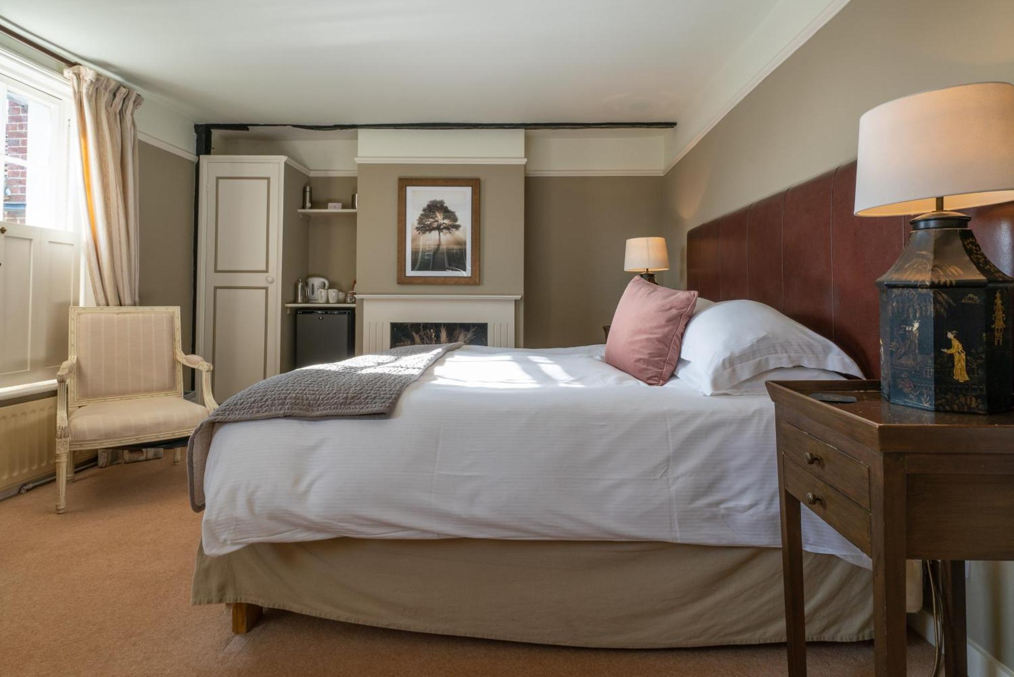 The Royal Oak Inn Chichester Ngoại thất bức ảnh