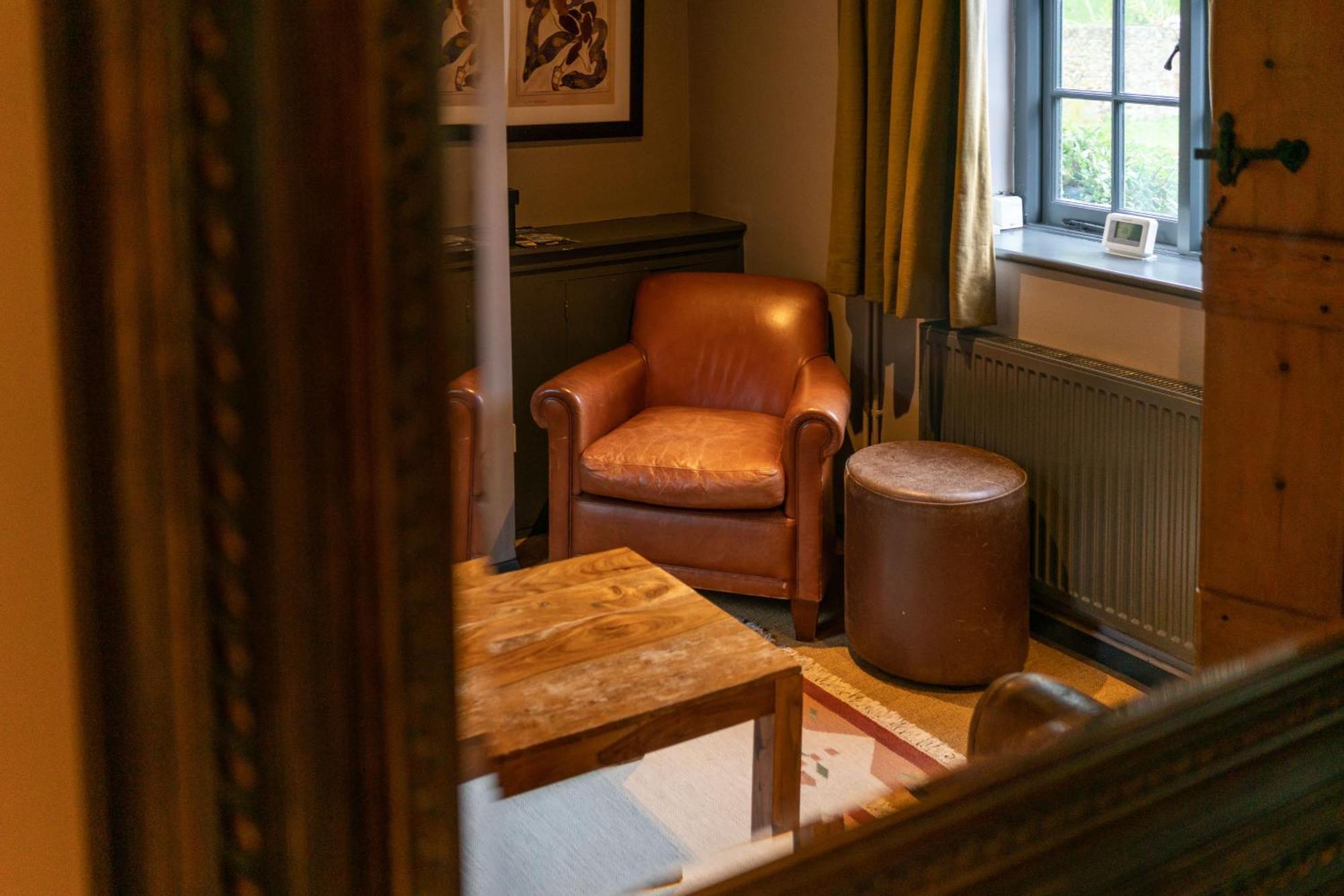 The Royal Oak Inn Chichester Ngoại thất bức ảnh