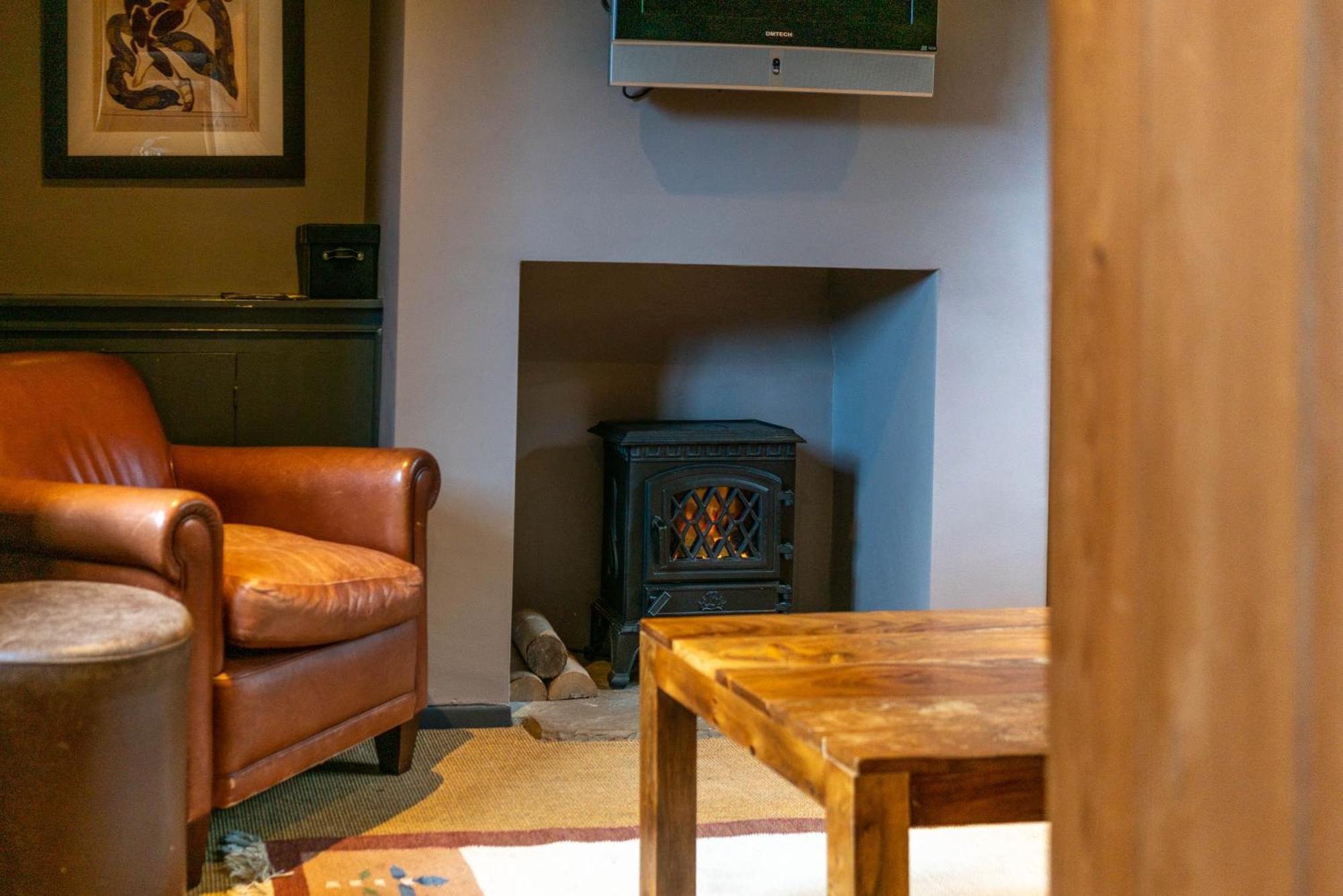 The Royal Oak Inn Chichester Ngoại thất bức ảnh